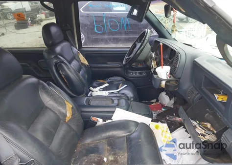 1998 Chevrolet C3500 из США, поврежденный, VIN 1GCHC33F3WF000849